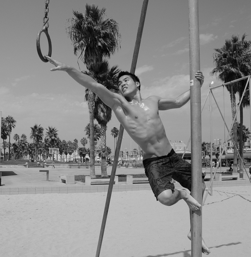 Male model photo shoot of Victor Hoang in venice beach