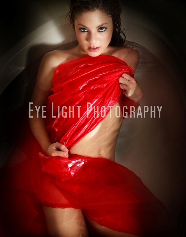 Female model photo shoot of Fn Amanda by Eye Light