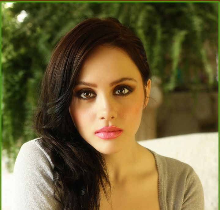 Female model photo shoot of Olivia Rodriguez by steve gregory
