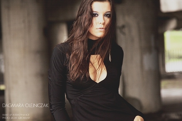 Female model photo shoot of Dagmara Olejniczak