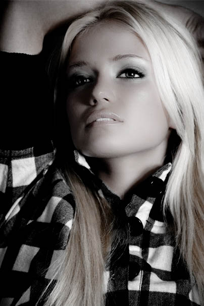 Female model photo shoot of Newme by Ali in Nashville, Tn