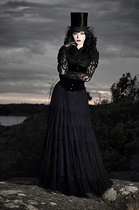 Female model photo shoot of Suzie-Q by Joakim Karlsson in Gothenburg