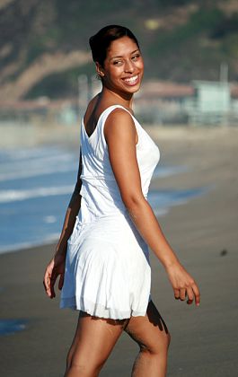 Female model photo shoot of Tina Wright