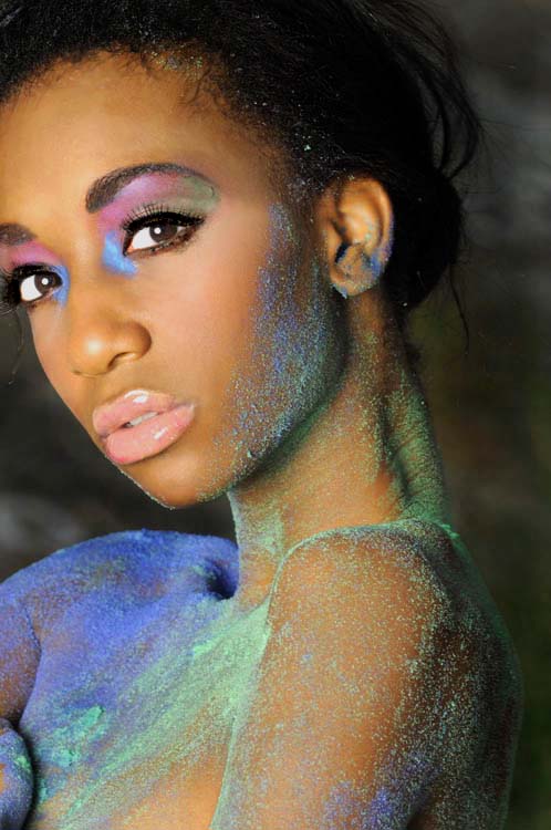 Female model photo shoot of Ella Nicole by Rp-photo, makeup by FLAUNT MAKEUP