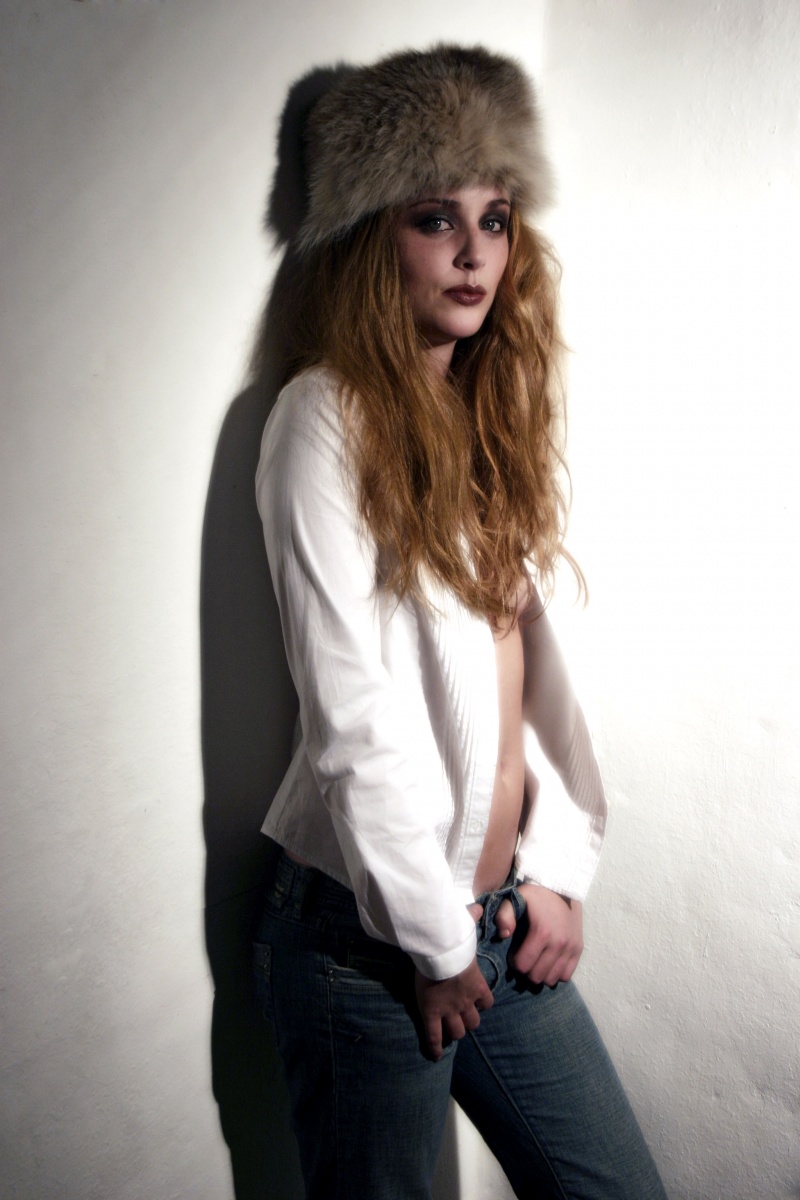 Female model photo shoot of Jayne Michael