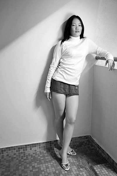 Female model photo shoot of Gretchen Sandy L