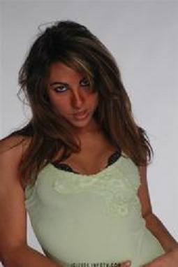 Female model photo shoot of Kimberly Bentz
