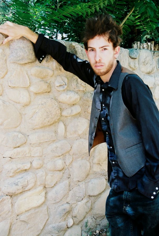 Male model photo shoot of Sam Quinn
