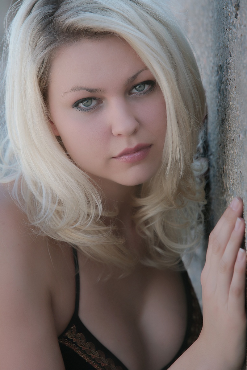 Female model photo shoot of Yuliana S by 2C Photoworks
