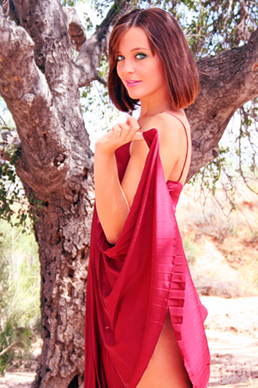 Female model photo shoot of Kirsten Smith by Arizona Angel an Devil