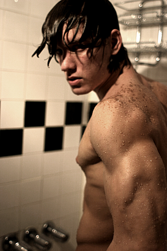 Male model photo shoot of TONER by rltjrphotography