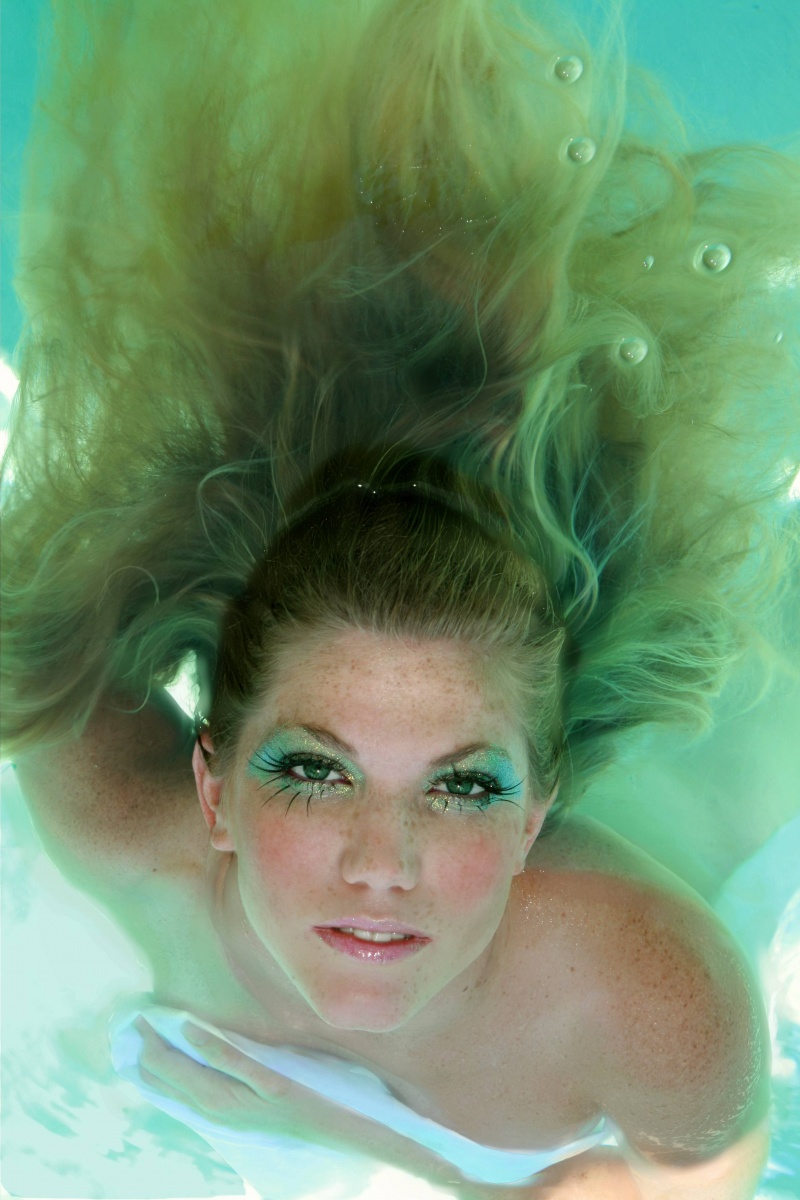Female model photo shoot of Hollie OBrien in Sarasota Fl