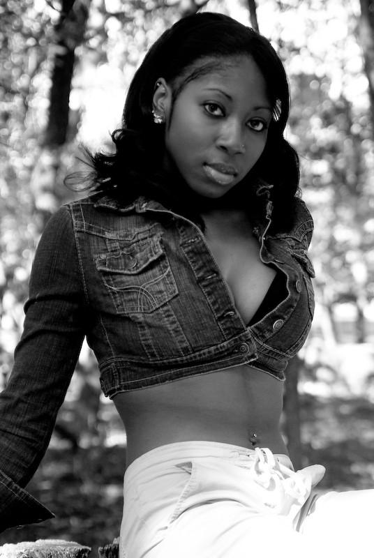 Female model photo shoot of Thosha B by Atris Everson in CHICAGO WOODS