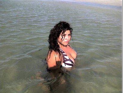Female model photo shoot of Zee Vallejo in Fort Desoto Beach