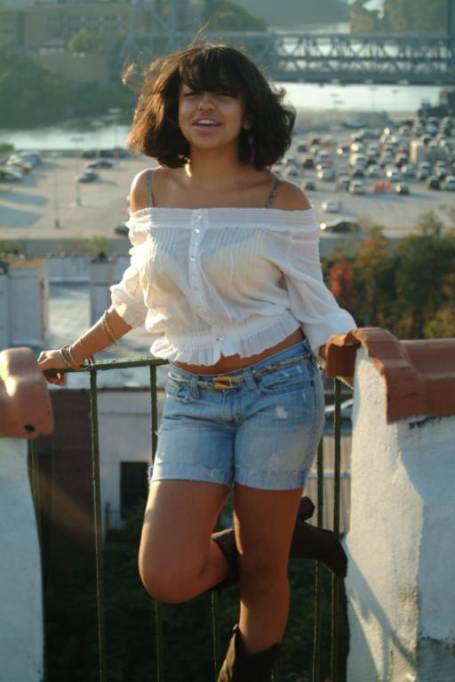 Female model photo shoot of Cubarican