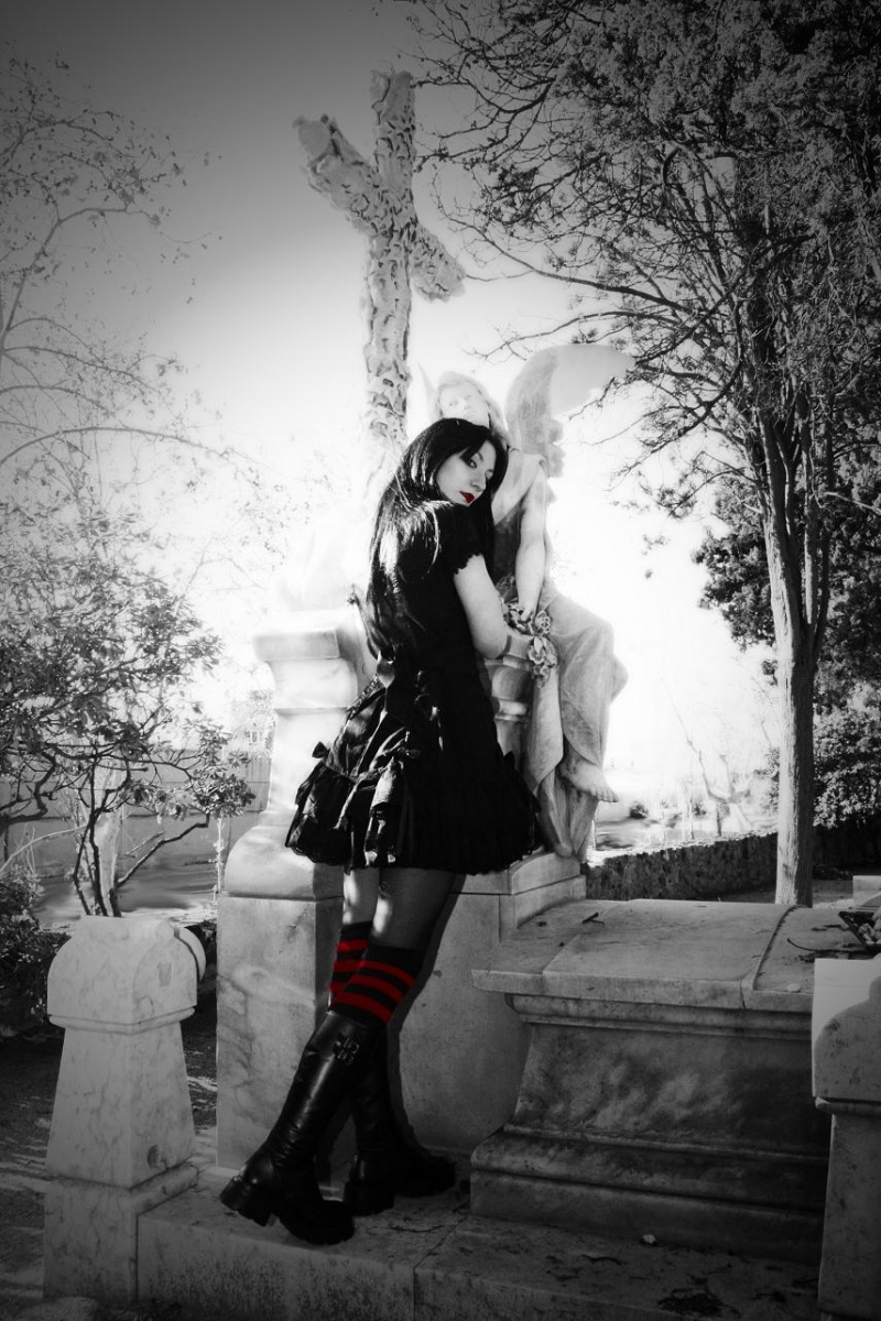 Male and Female model photo shoot of Ogui Shuan and Sonia Armony in CEMETERY OF BARCELONA