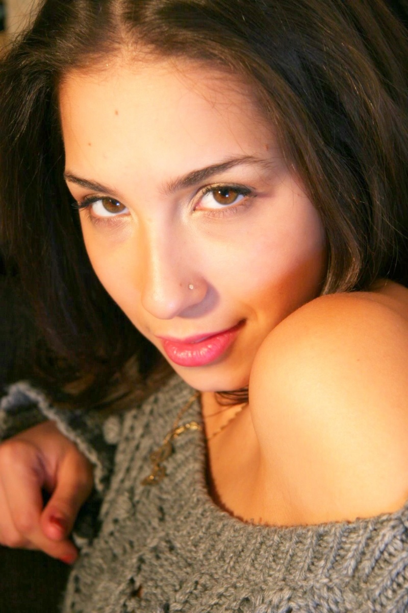 Female model photo shoot of Ava-Lia M