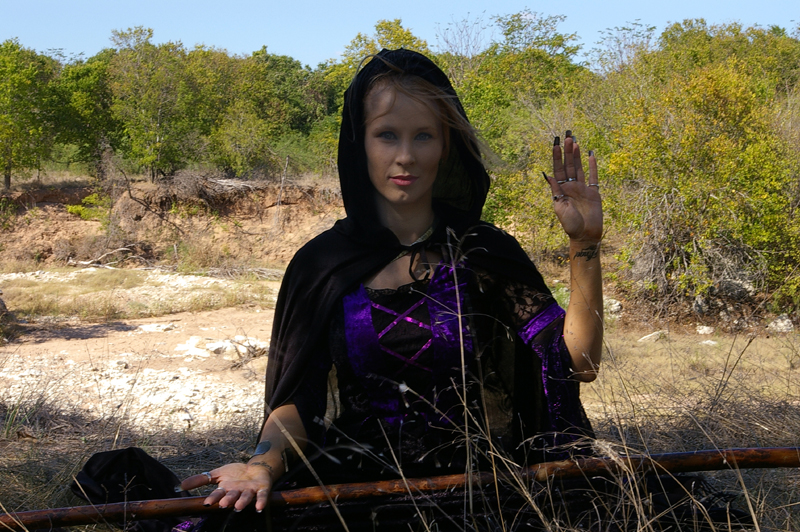 Male and Female model photo shoot of Chalice Arcane and lilmissellie in Austin