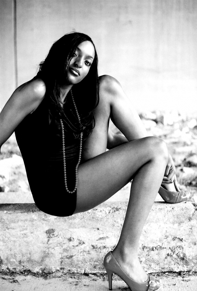 Female model photo shoot of Ms Nicola in Arlington, TEXAS