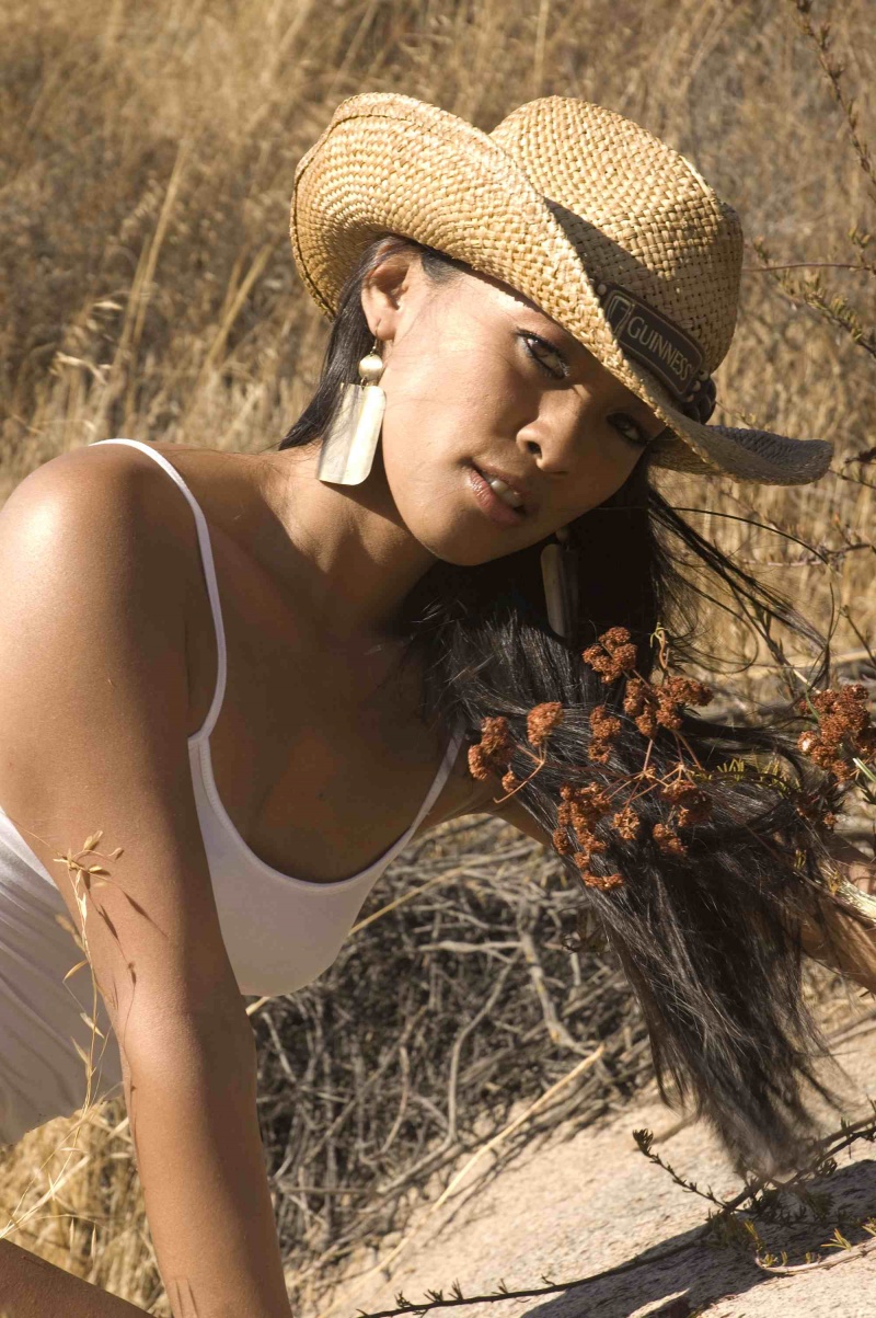 Male and Female model photo shoot of Solar Windward Photo and Pinay Fierce in Sloane Canyon, CA