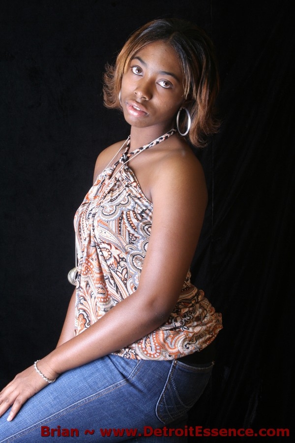 Female model photo shoot of destinie