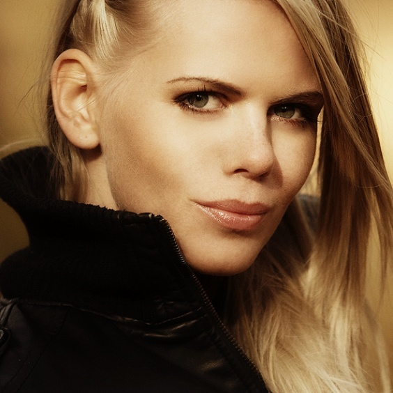 Female model photo shoot of blondynky