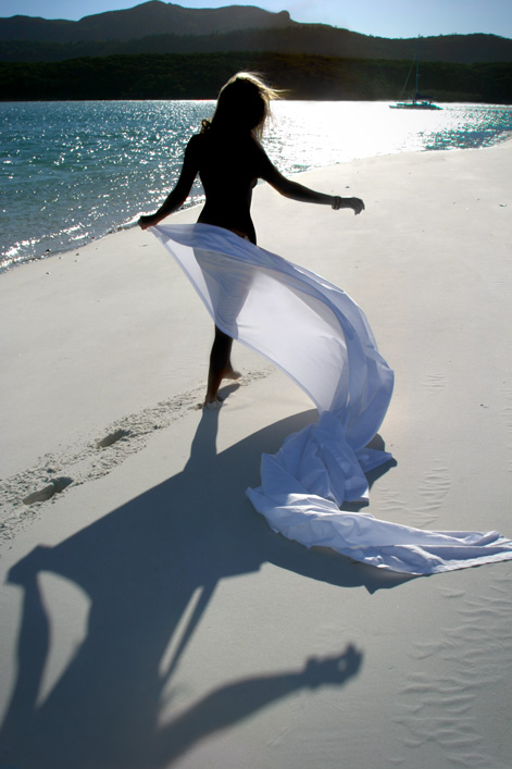 Female model photo shoot of Reana Marie Smith by Brett Hochkins in White Haven Beach