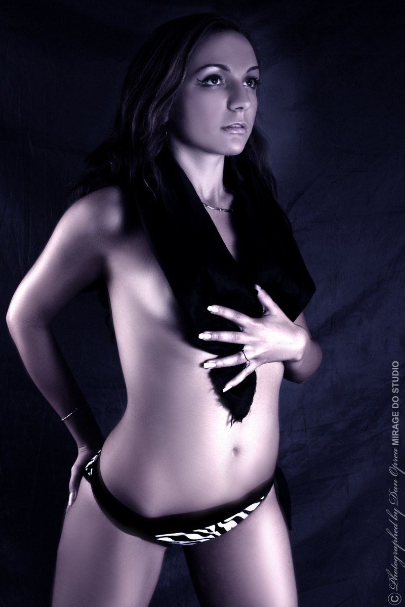 Female model photo shoot of Maria_Mirabela