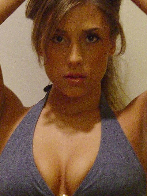 Female model photo shoot of Alexis Cristina