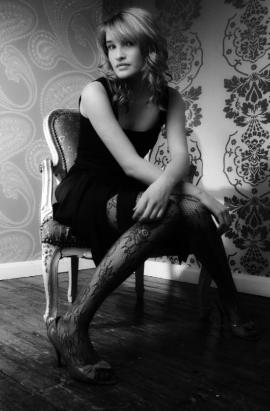 Female model photo shoot of Hannah Jean in London