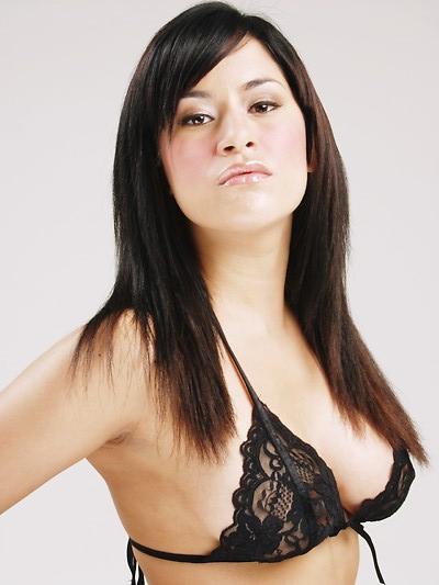 Female model photo shoot of arya margaret