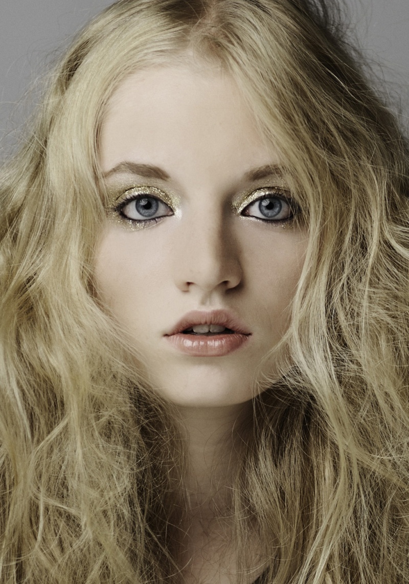Female model photo shoot of Alicia Mariah Elfving by Howard Petrella in Seattle, WA, hair styled by Meghann Oliberos
