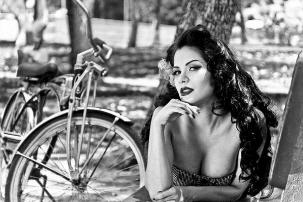 Female model photo shoot of Pinup Lisa Love by XFactor Fotografix - Xavier Domingue, makeup by XXXLFIHi IHFI 