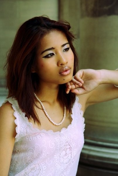 Female model photo shoot of Linh K