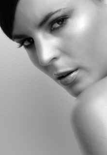 Female model photo shoot of Zuzana Lova