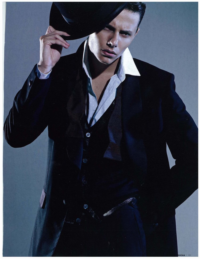Male model photo shoot of Leo amaral