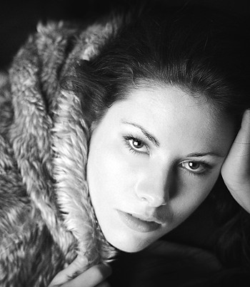 Female model photo shoot of Michelle Ire