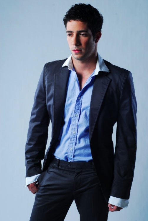Male model photo shoot of Rafael Arturo