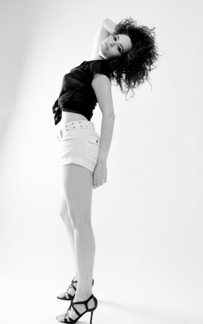 Female model photo shoot of Tanya Gm