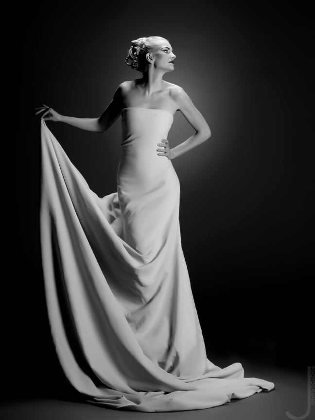 Female model photo shoot of Emma Burns by Jeff Wayne
