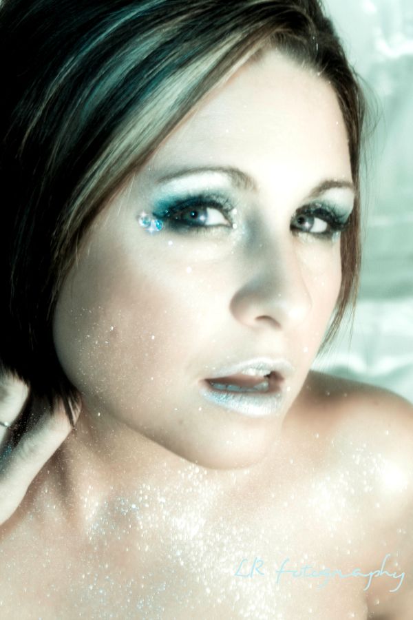 Female model photo shoot of LR fotography and Crystal Blis, makeup by MISS MUA
