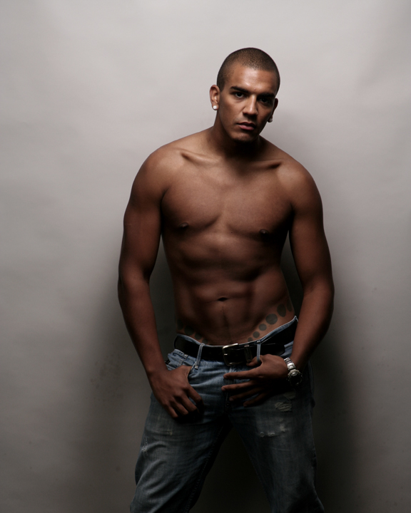 Male model photo shoot of Rashid O