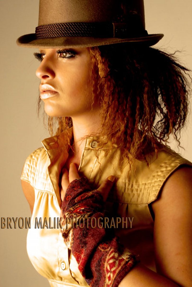 Female model photo shoot of ChaseLoveleaf MUA by BRYON MALIK PHOTOGRAPHY and SIP Creative in B|M STUDIO (Oakland, Ca)