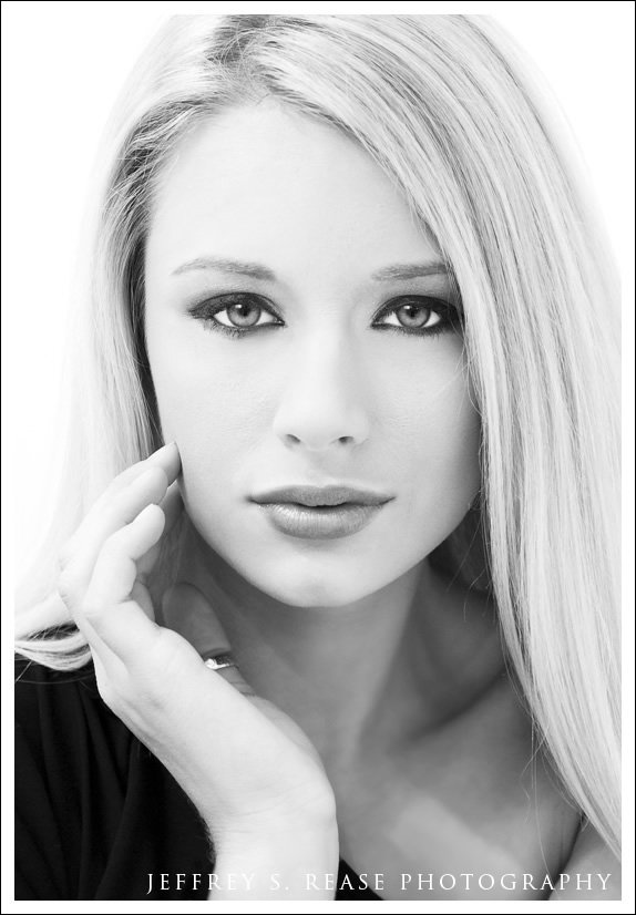 Female model photo shoot of Kaitlin Walker