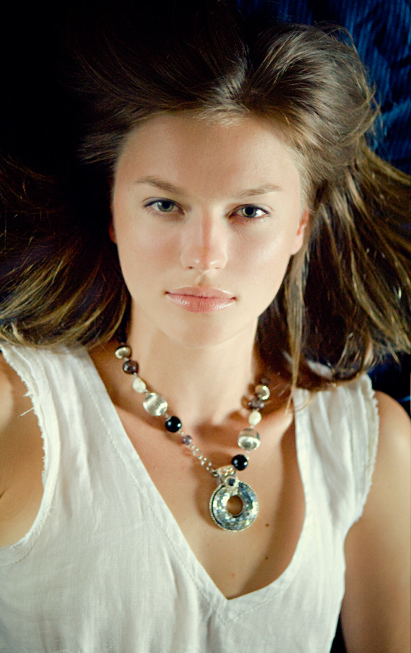 Female model photo shoot of Irina Ponomareva