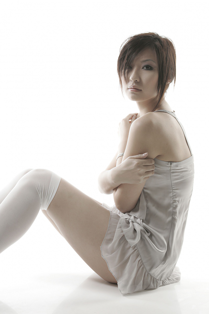 Female model photo shoot of May Tong