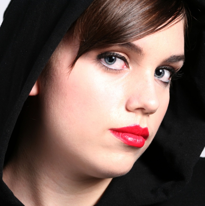 Female model photo shoot of Makeup by Kapinga