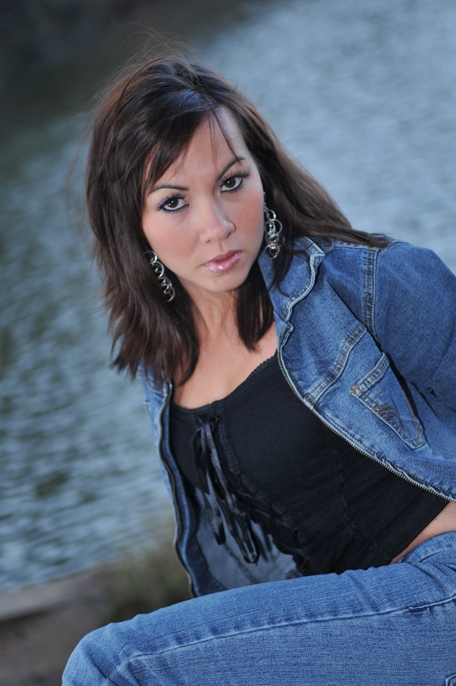 Female model photo shoot of Tanya Kim by Alabama Apple Pictures in Lake Norman