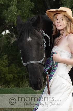 Female model photo shoot of Moments Photography and Miss DunDee in Tremonton, UT
