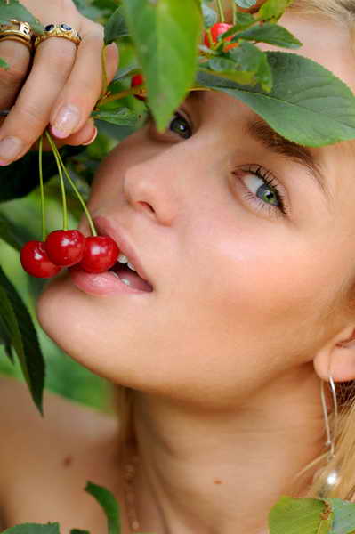 Female model photo shoot of glamorous8686 in Tasty cherry 